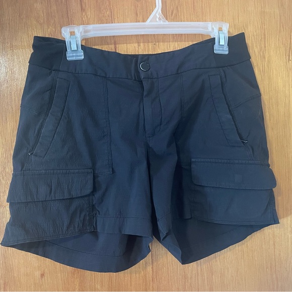 Athleta Pants - Athleta Black Shorts Women size 8